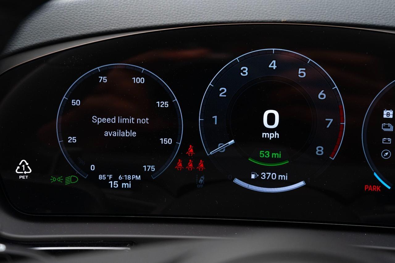 2025 Porsche Cayenne E-Hybrid Pompano Beach FL