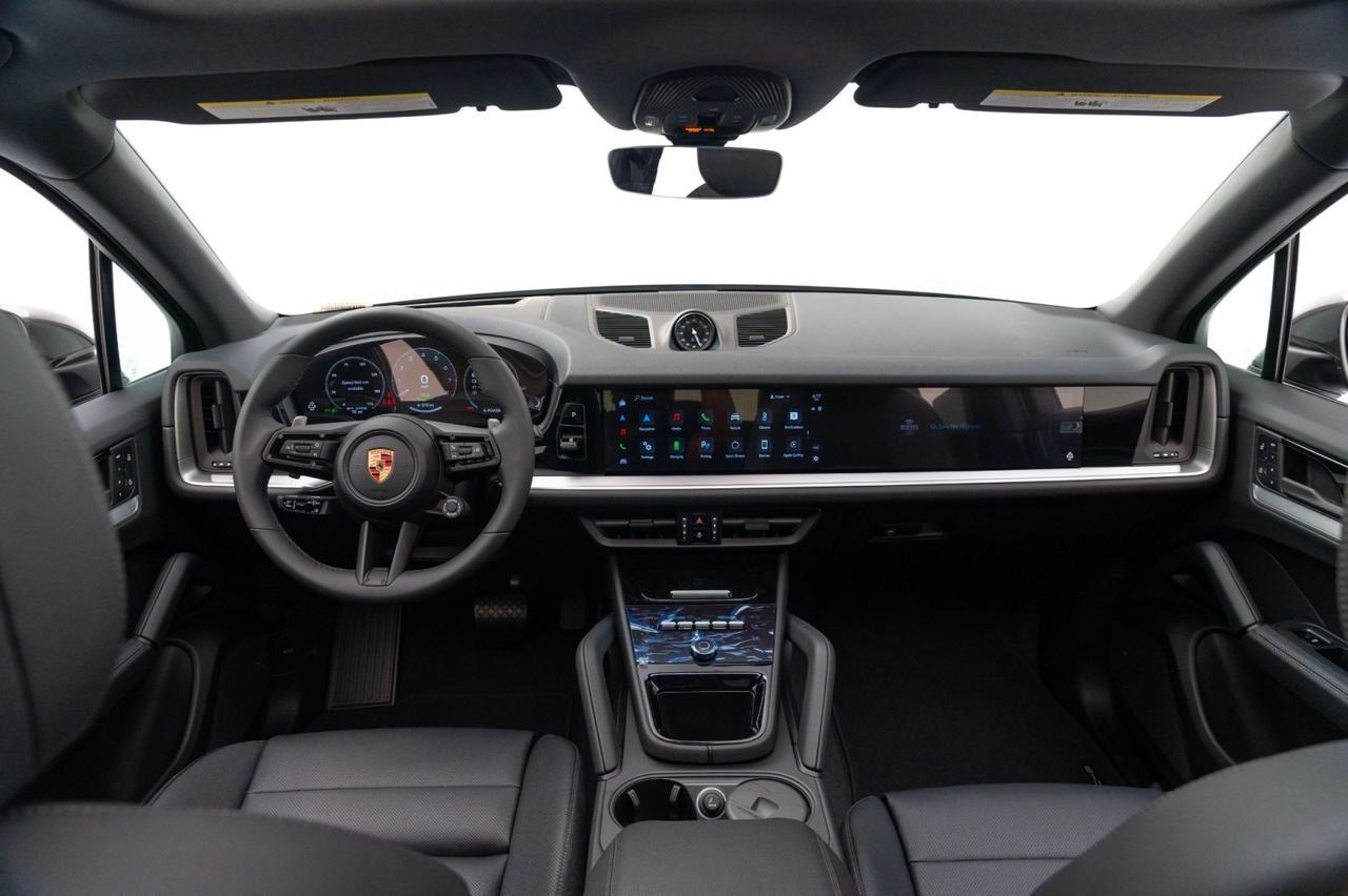 2025 Porsche Cayenne E-Hybrid Pompano Beach FL