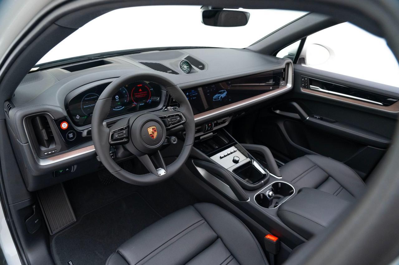 2025 Porsche Cayenne E-Hybrid Pompano Beach FL