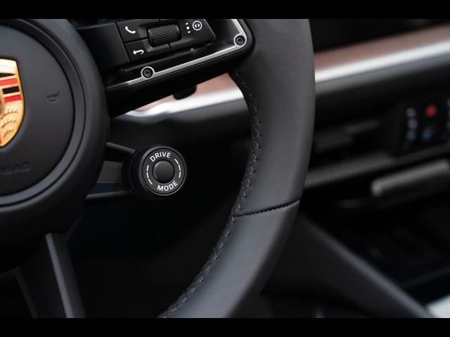 2025 Porsche Cayenne E-Hybrid Pompano Beach FL