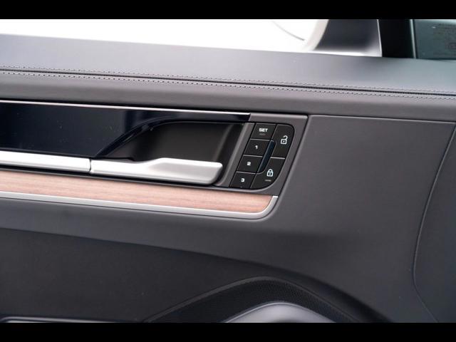 2025 Porsche Cayenne E-Hybrid Pompano Beach FL