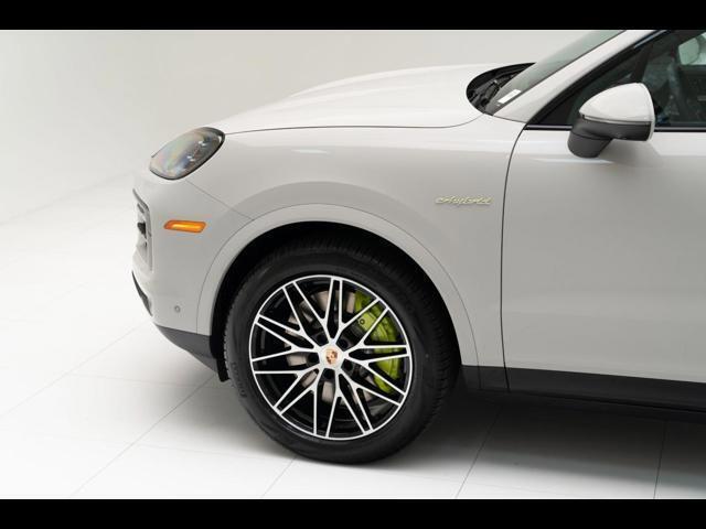 2025 Porsche Cayenne E-Hybrid Pompano Beach FL