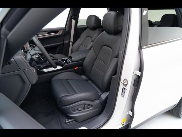 2025 Porsche Cayenne E-Hybrid Pompano Beach FL