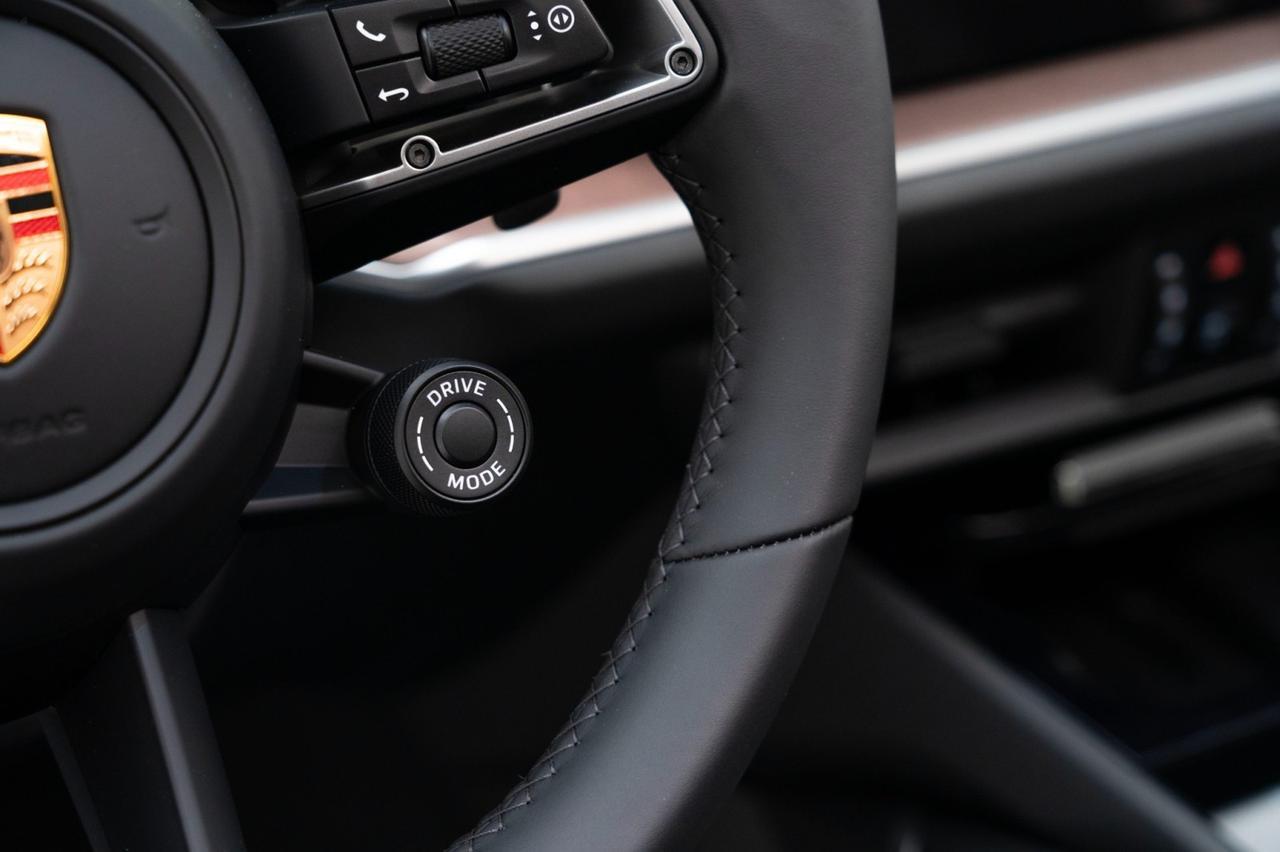2025 Porsche Cayenne E-Hybrid Pompano Beach FL