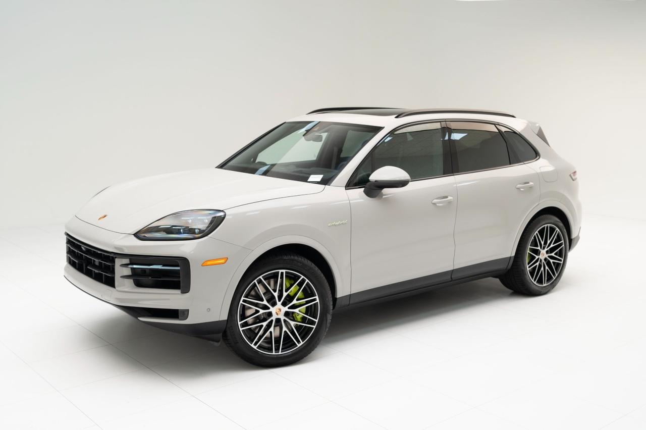 2025 Porsche Cayenne E-Hybrid Pompano Beach FL