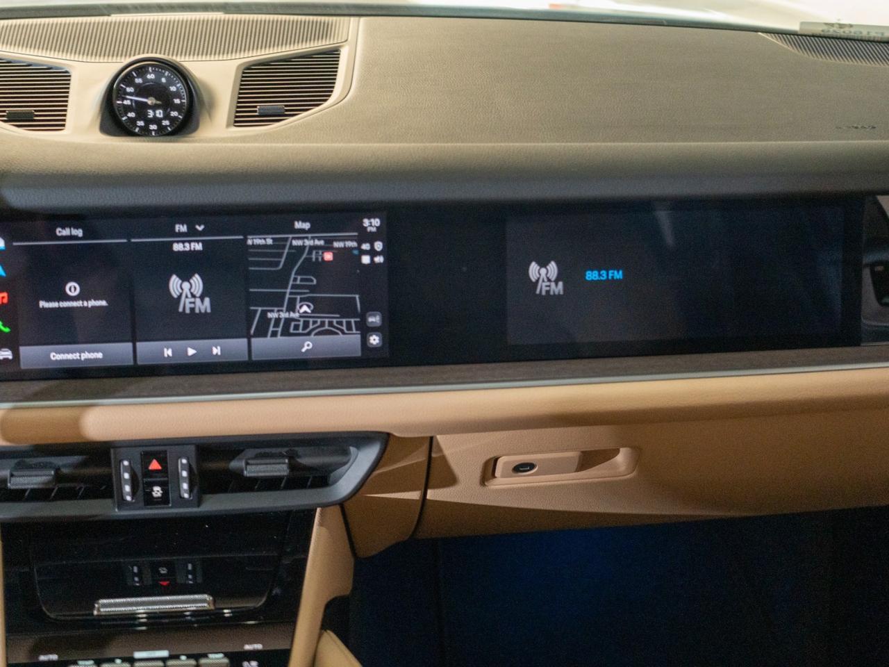 2025 Porsche Cayenne E-Hybrid Pompano Beach FL