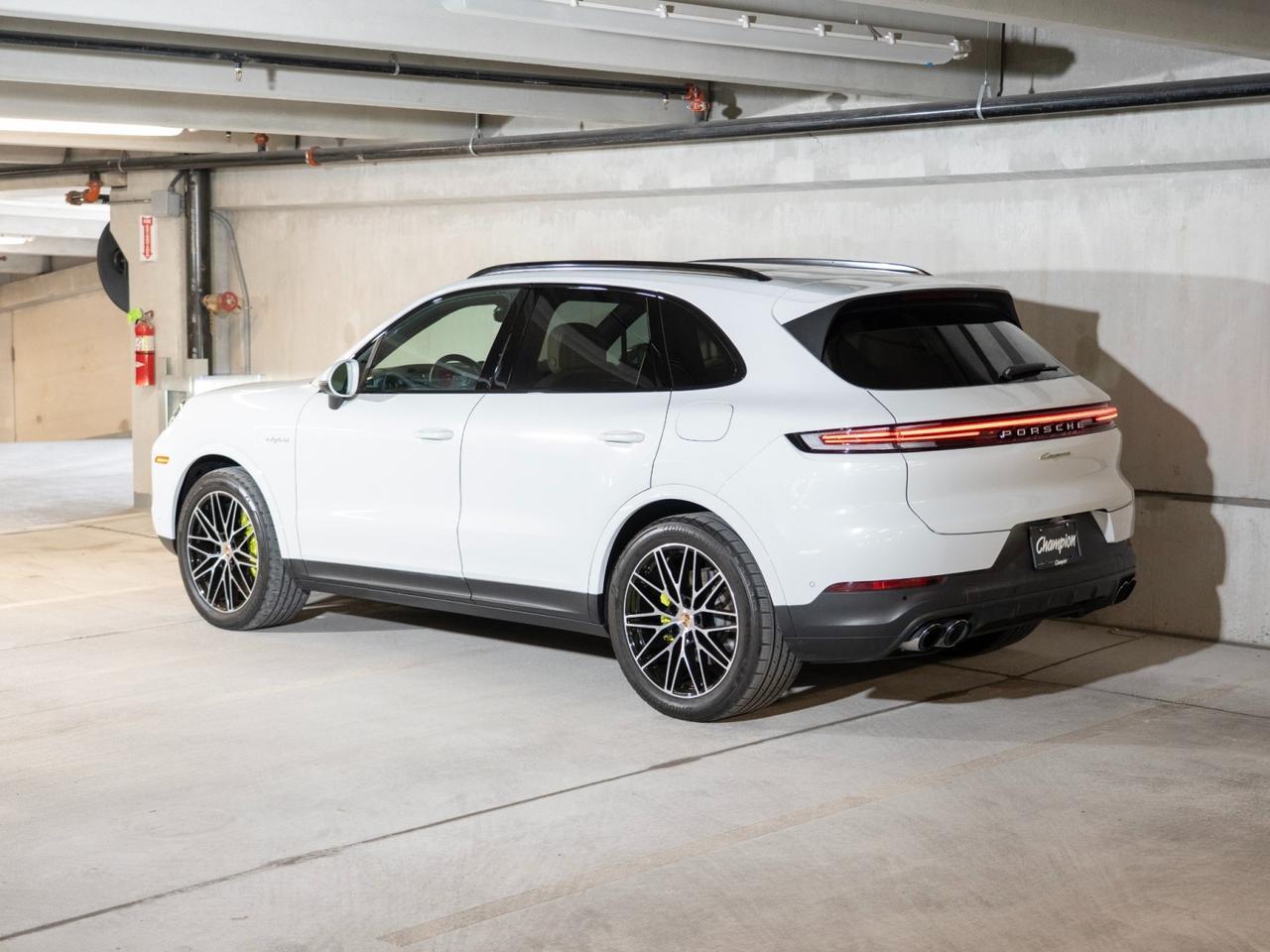 2025 Porsche Cayenne E-Hybrid Pompano Beach FL