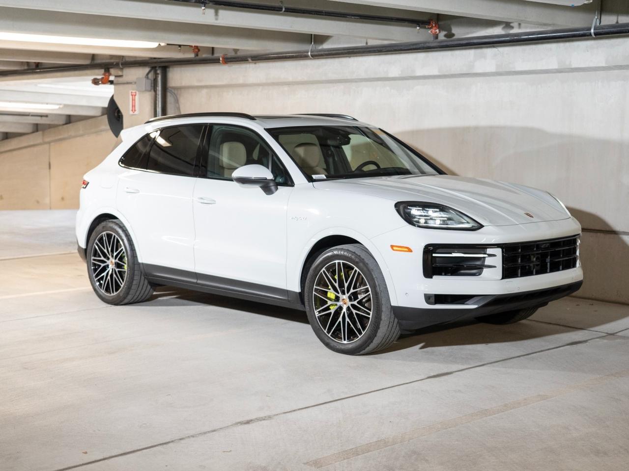 2025 Porsche Cayenne E-Hybrid Pompano Beach FL