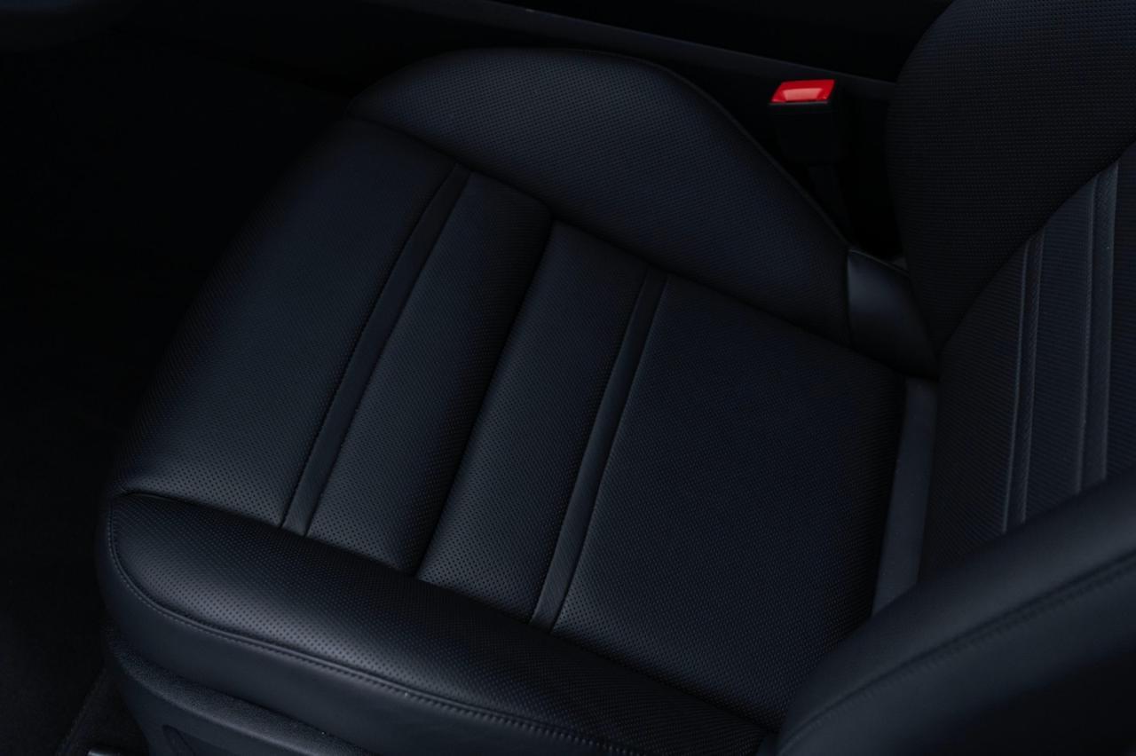 2025 Porsche Cayenne E-Hybrid Pompano Beach FL