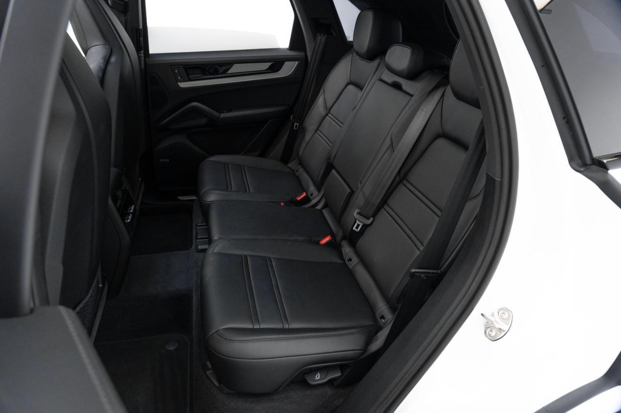 2025 Porsche Cayenne E-Hybrid Pompano Beach FL