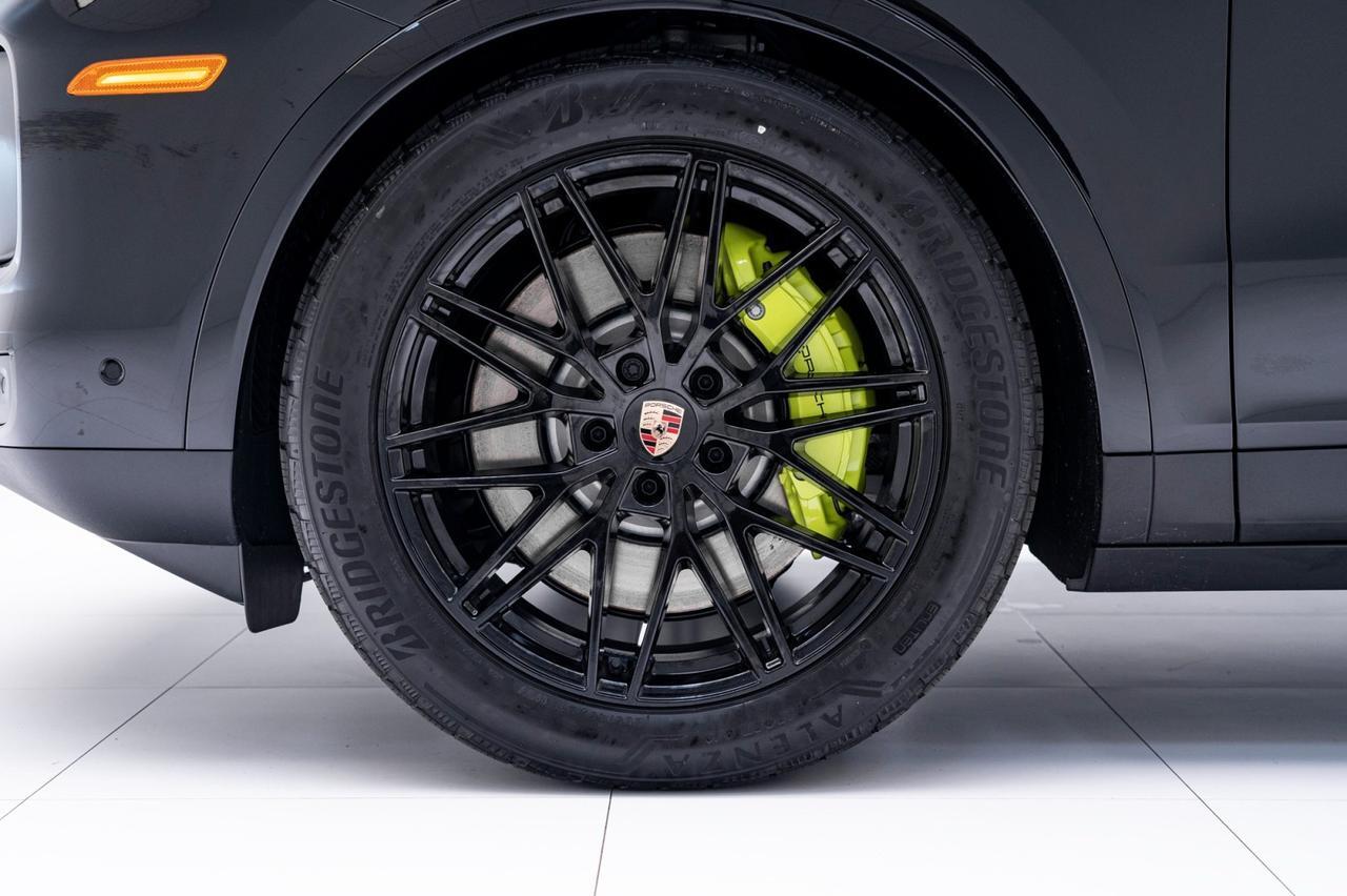 2025 Porsche Cayenne E-Hybrid Pompano Beach FL