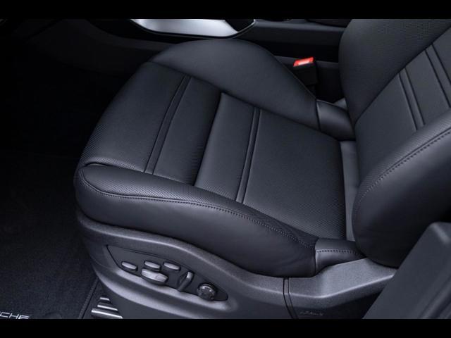 2025 Porsche Cayenne E-Hybrid Pompano Beach FL