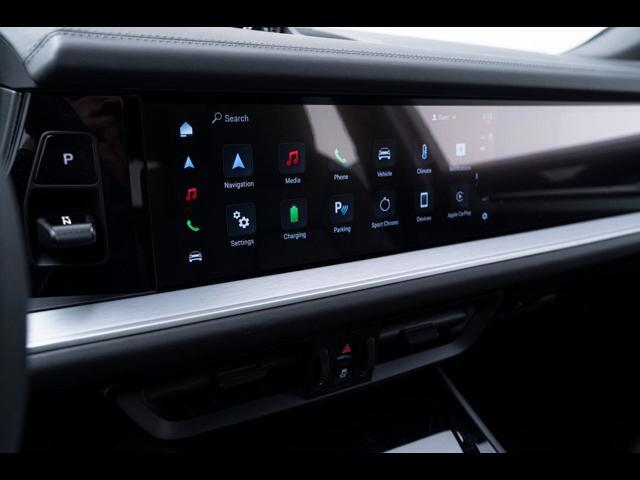 2025 Porsche Cayenne E-Hybrid Pompano Beach FL