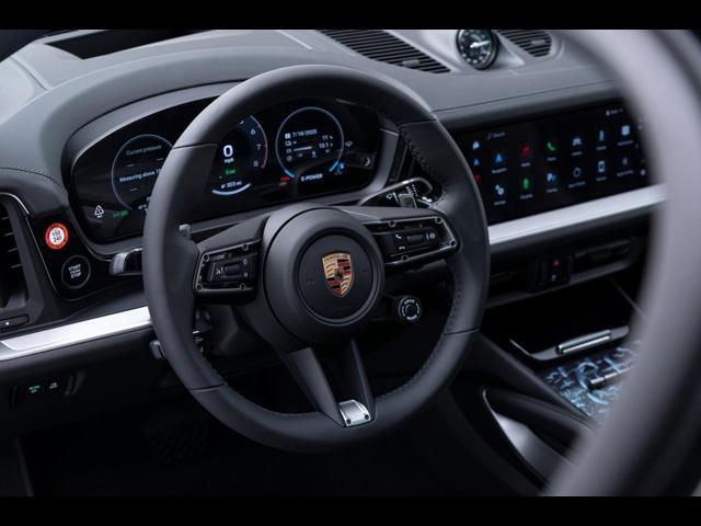2025 Porsche Cayenne E-Hybrid Pompano Beach FL