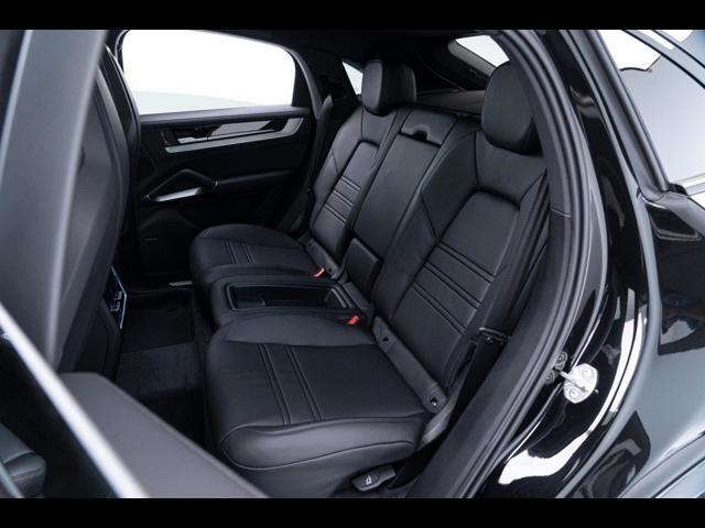 2025 Porsche Cayenne E-Hybrid Pompano Beach FL