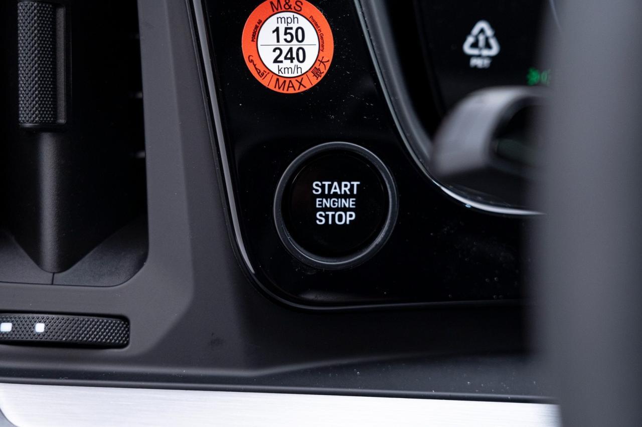 2025 Porsche Cayenne E-Hybrid Pompano Beach FL