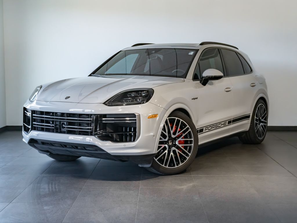 2025 Porsche Cayenne E-Hybrid Turbo