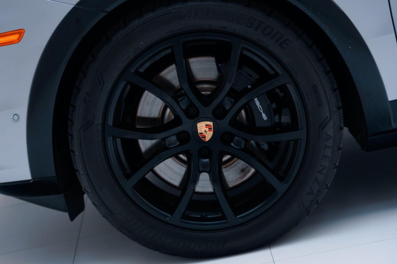 2025 Porsche Cayenne GTS Coupe Pompano Beach FL