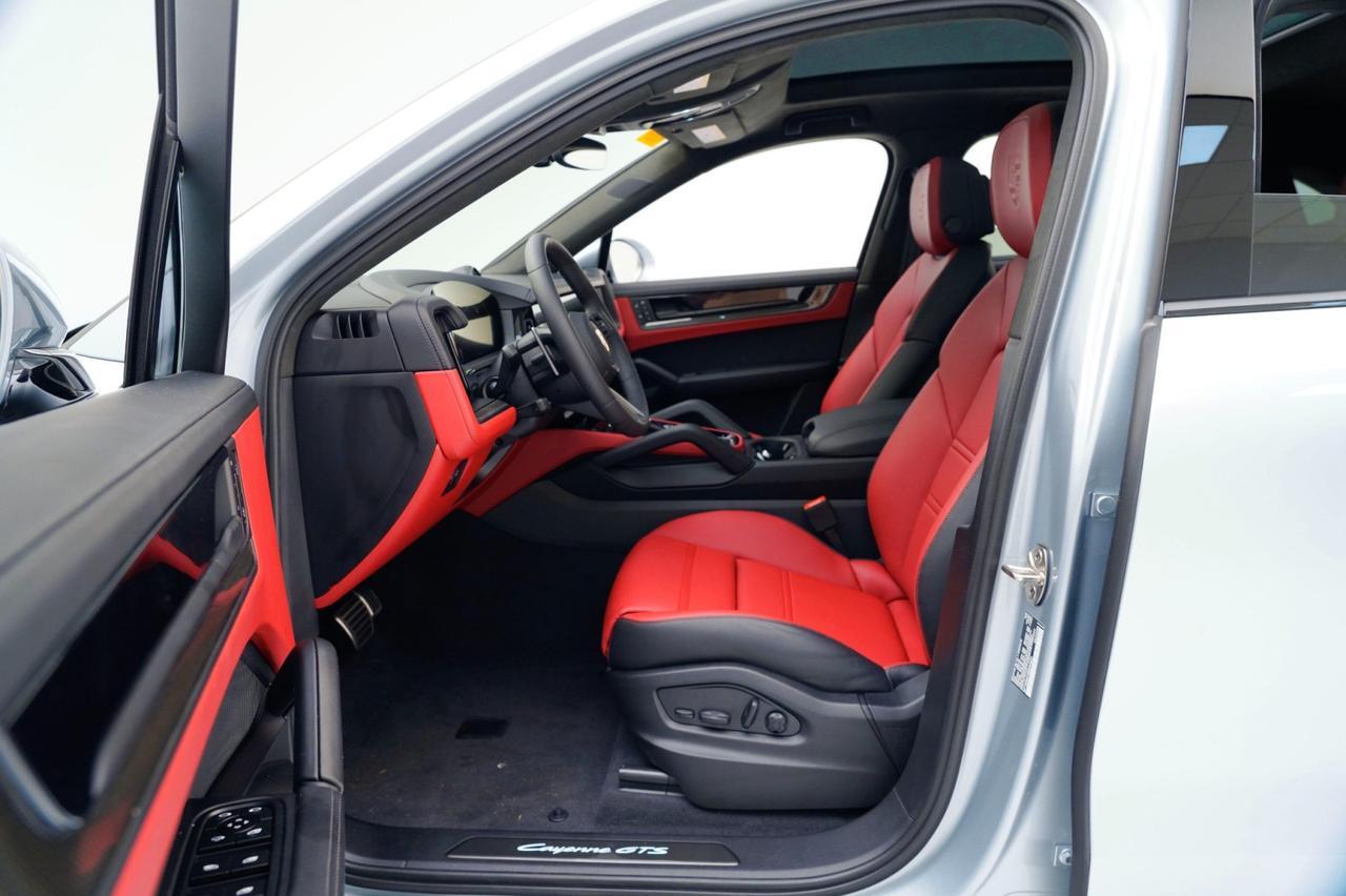 2025 Porsche Cayenne GTS Coupe Pompano Beach FL