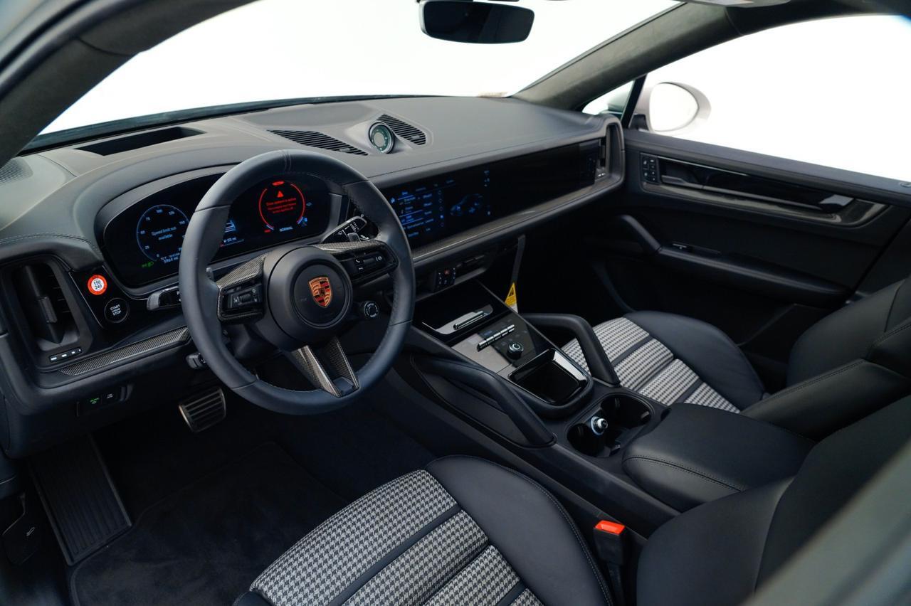 2025 Porsche Cayenne GTS Coupe Pompano Beach FL