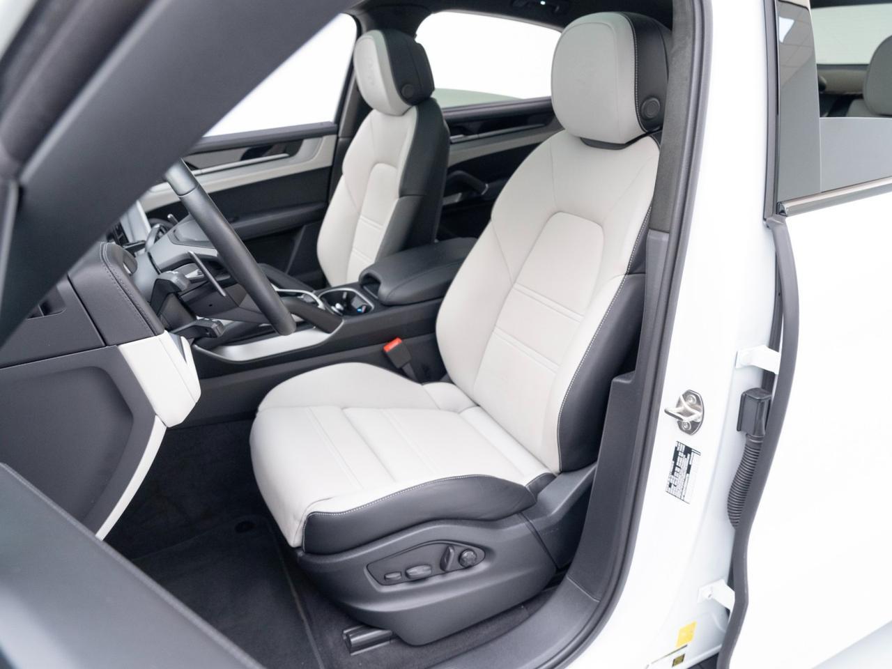 2025 Porsche Cayenne GTS Coupe Pompano Beach FL