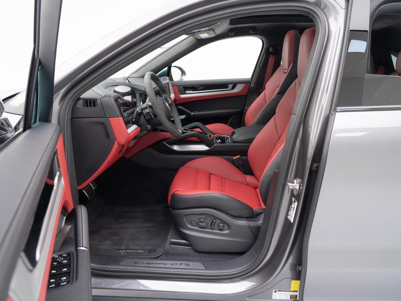 2025 Porsche Cayenne GTS Coupe Pompano Beach FL