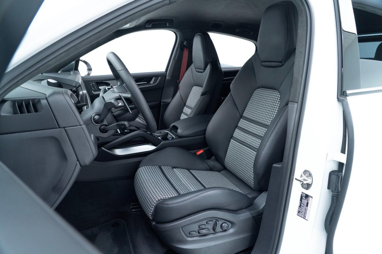 2025 Porsche Cayenne GTS Coupe Pompano Beach FL