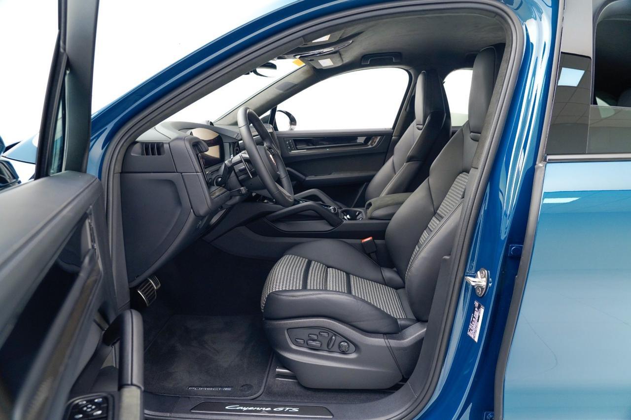 2025 Porsche Cayenne GTS Coupe Pompano Beach FL