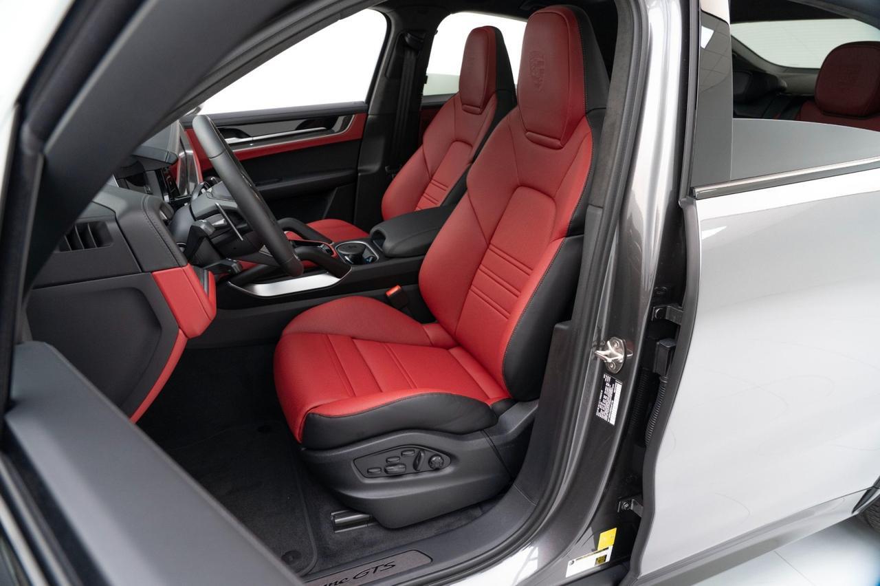 2025 Porsche Cayenne GTS Coupe Pompano Beach FL