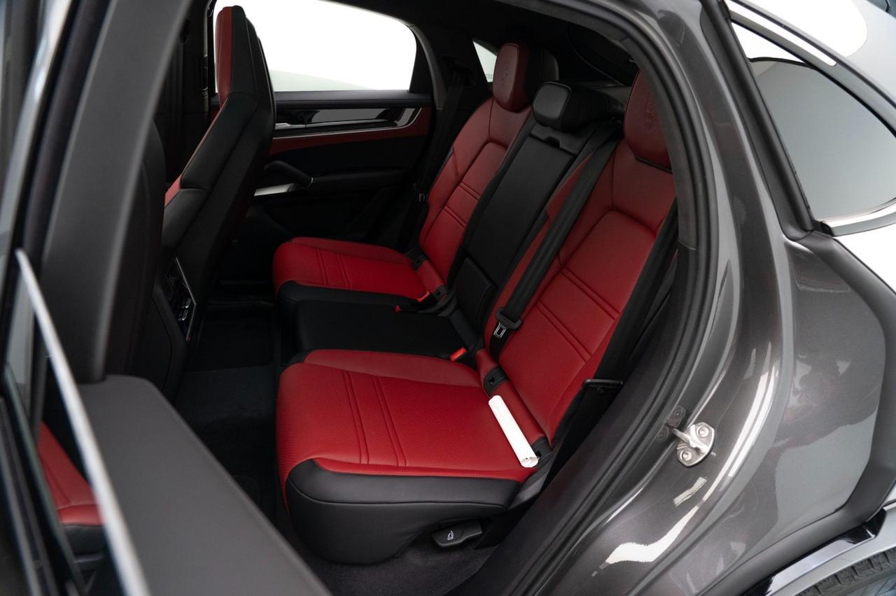 2025 Porsche Cayenne GTS Coupe Pompano Beach FL
