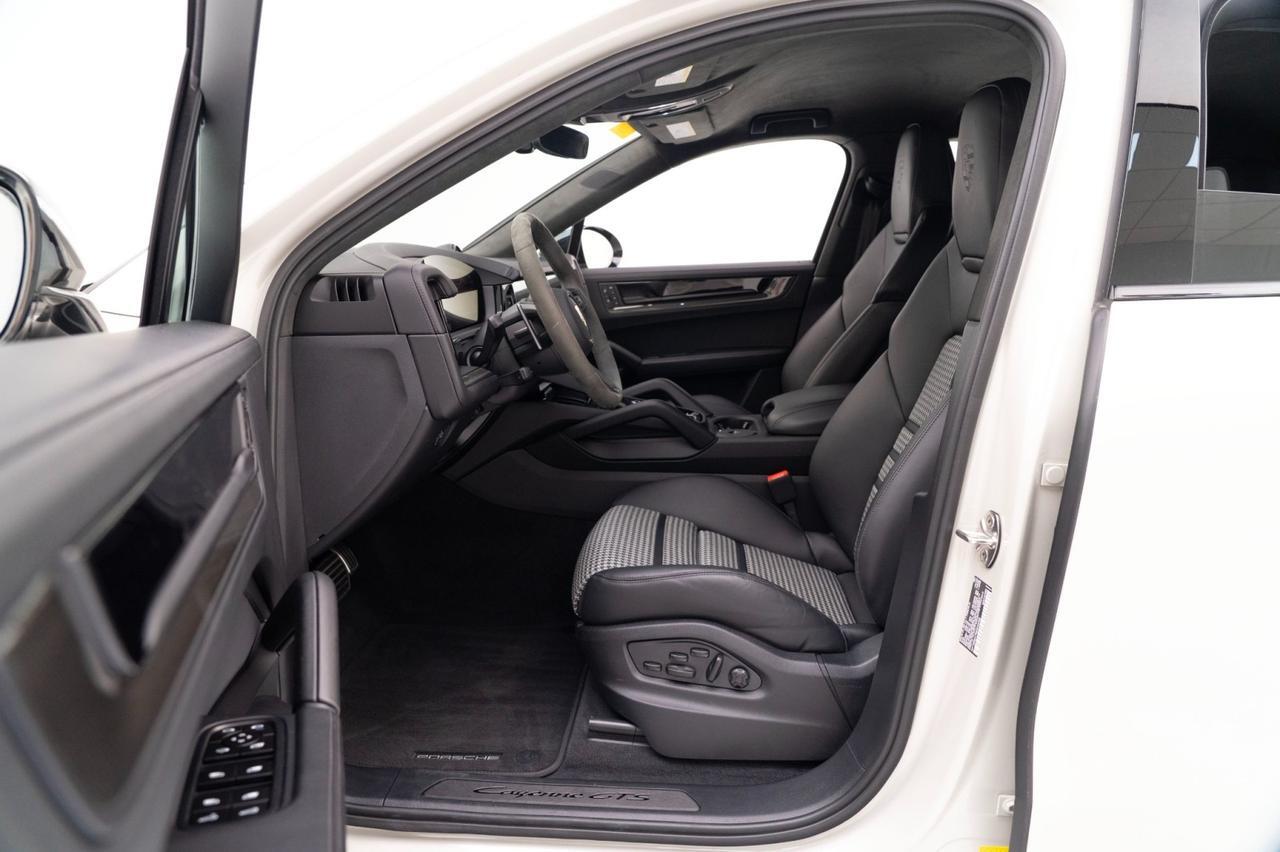 2025 Porsche Cayenne GTS Coupe Pompano Beach FL