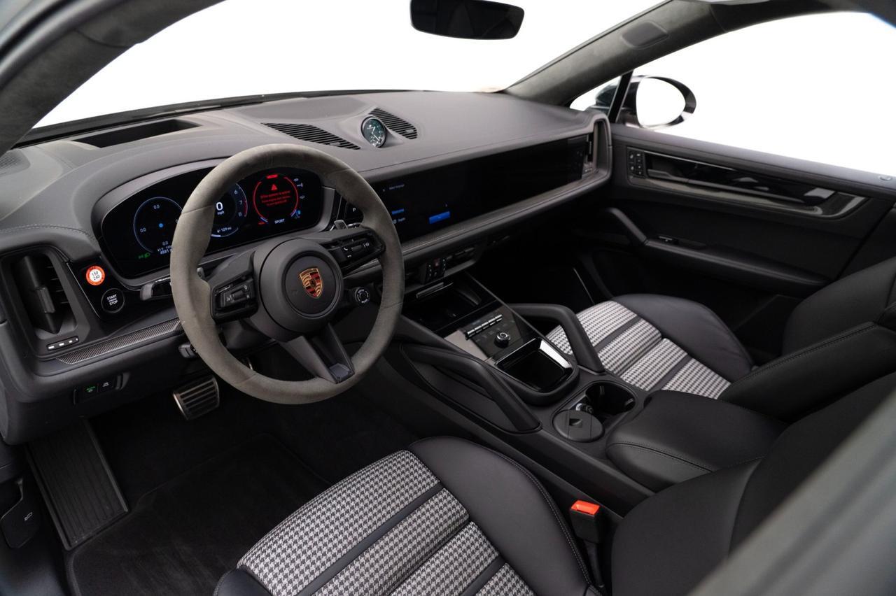 2025 Porsche Cayenne GTS Coupe Pompano Beach FL