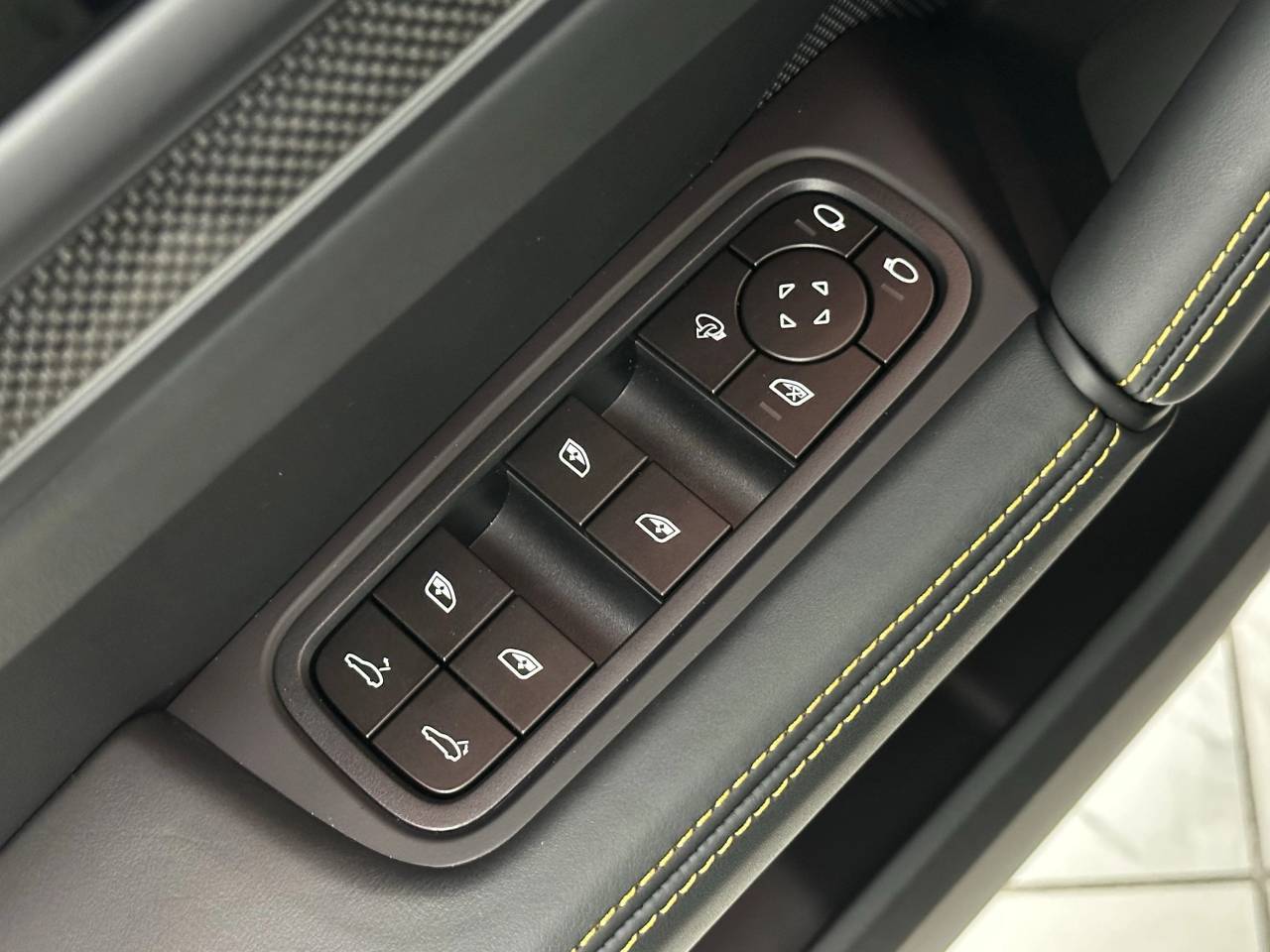 2025 Porsche Cayenne GTS Newark DE