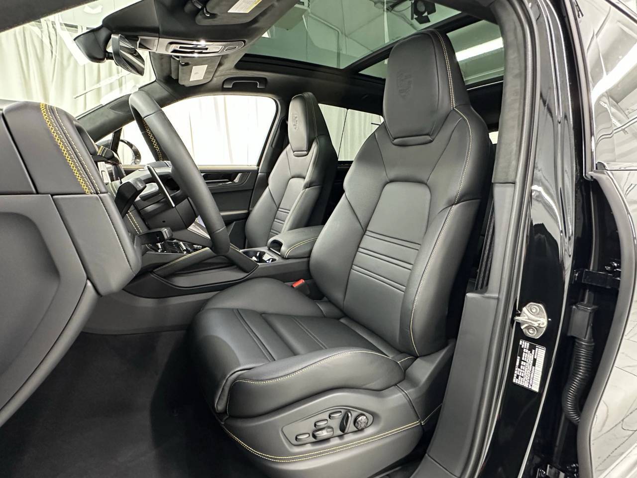 2025 Porsche Cayenne GTS Newark DE