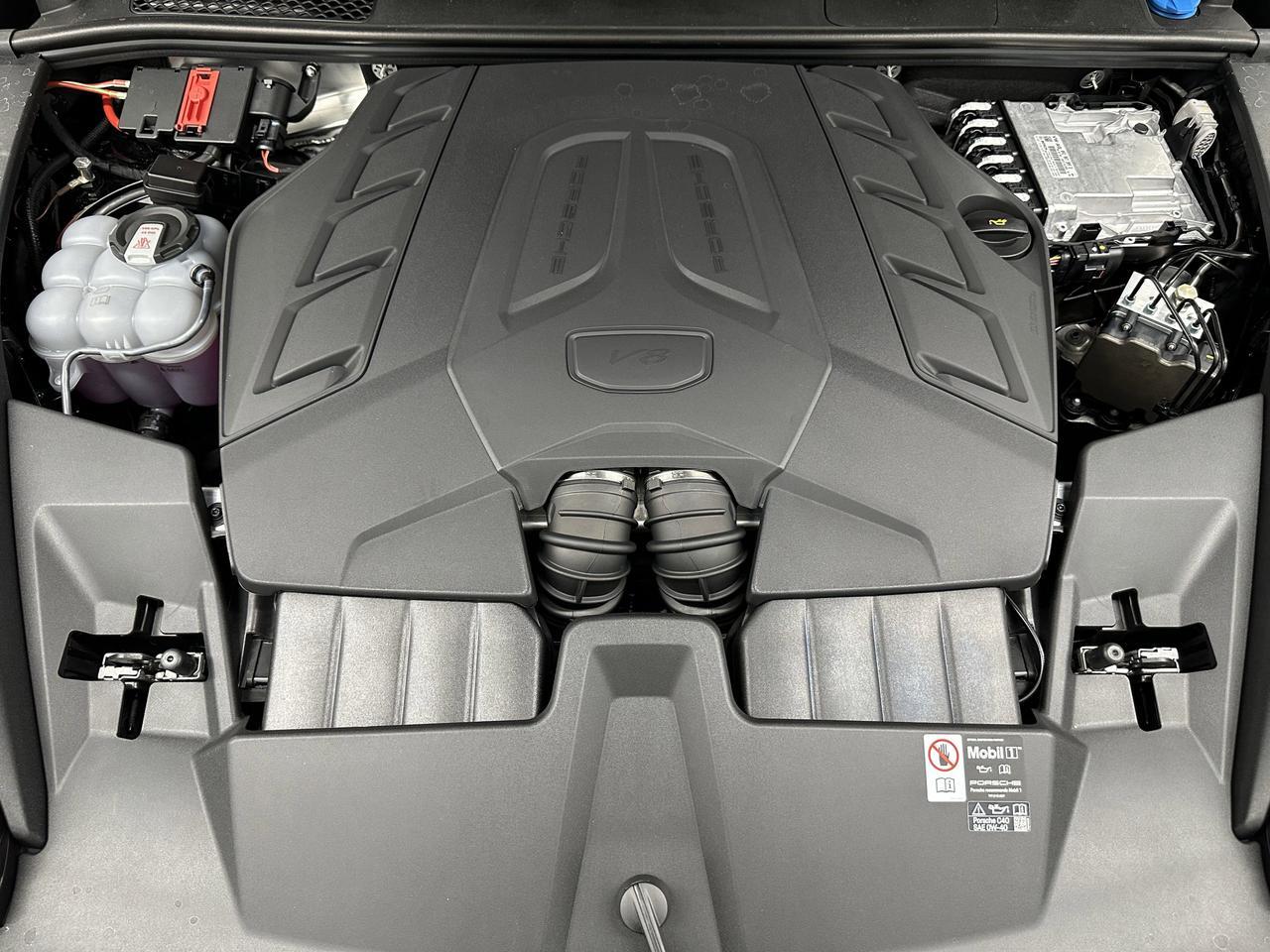 2025 Porsche Cayenne GTS Newark DE