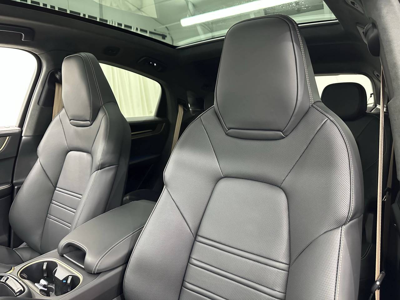 2025 Porsche Cayenne GTS Newark DE