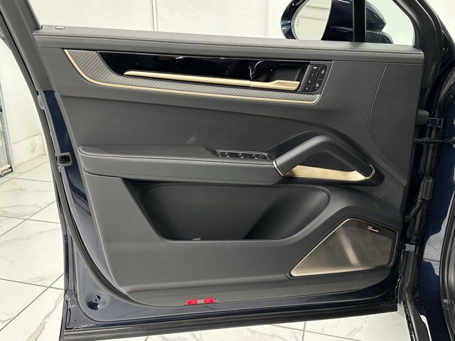 2025 Porsche Cayenne GTS Newark DE