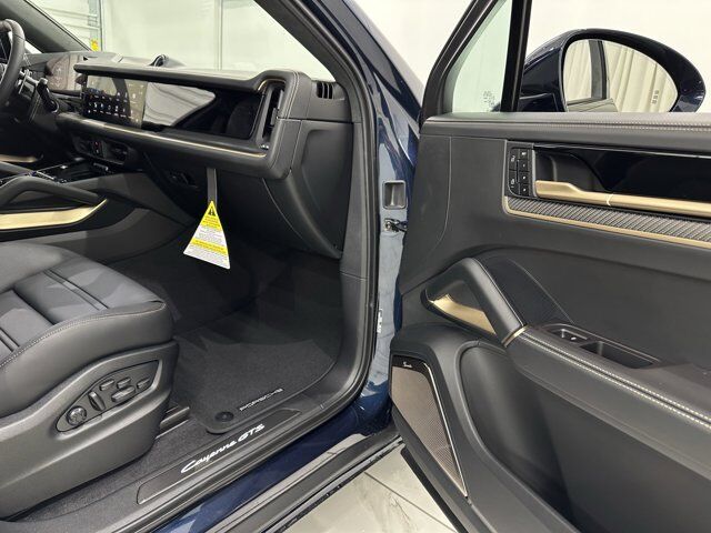 2025 Porsche Cayenne GTS Newark DE
