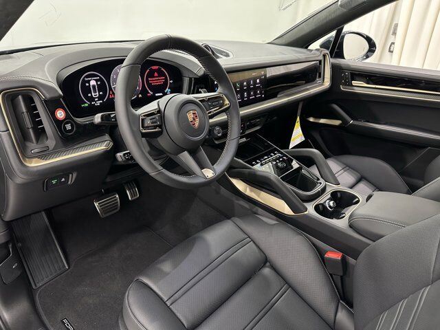 2025 Porsche Cayenne GTS Newark DE