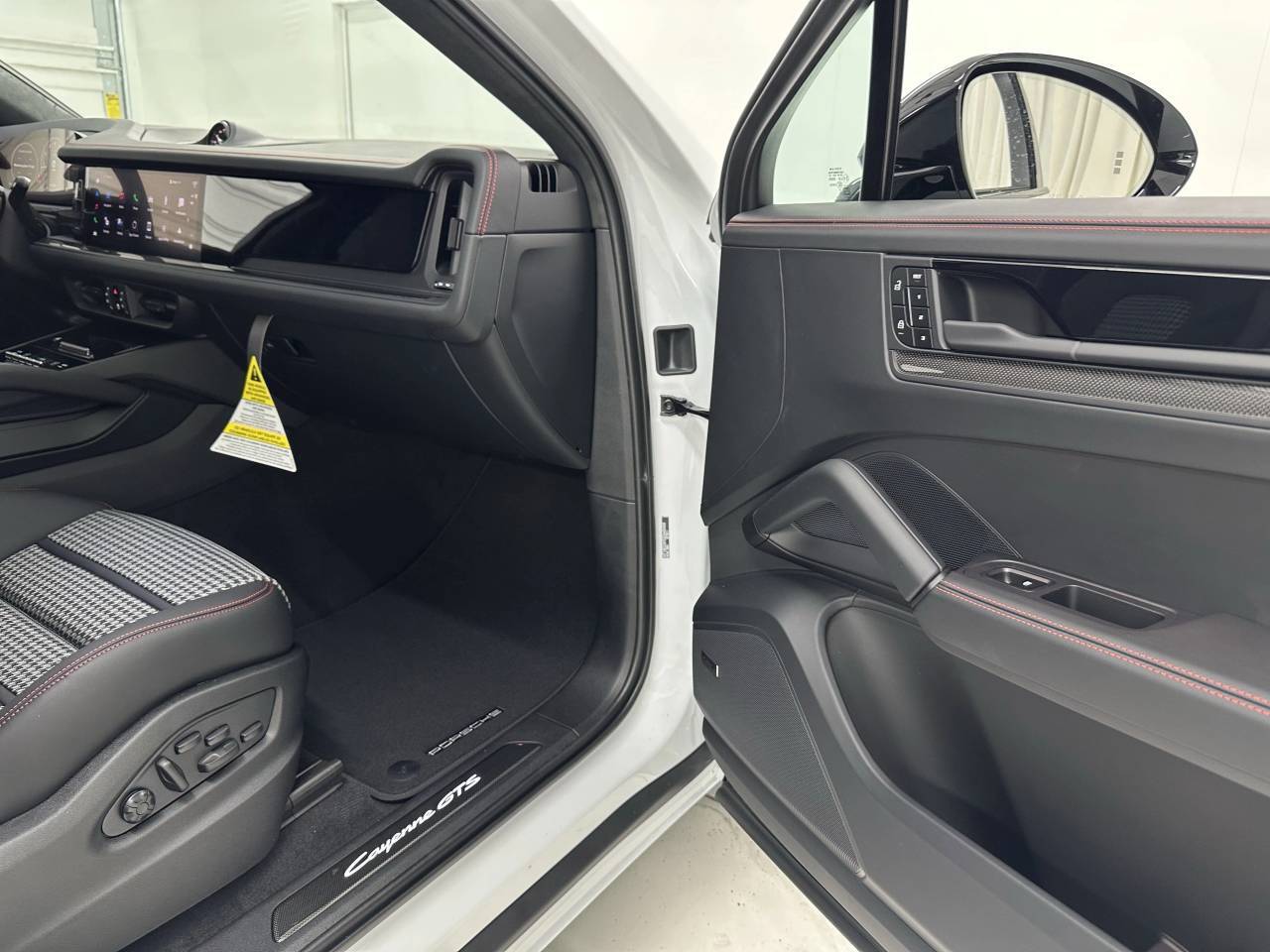 2025 Porsche Cayenne GTS Newark DE