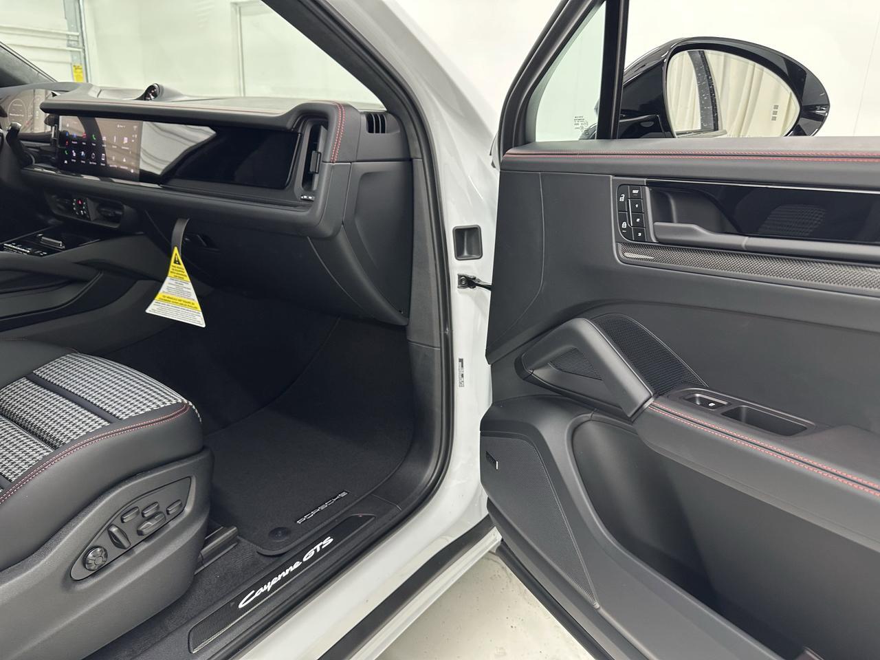 2025 Porsche Cayenne GTS Newark DE