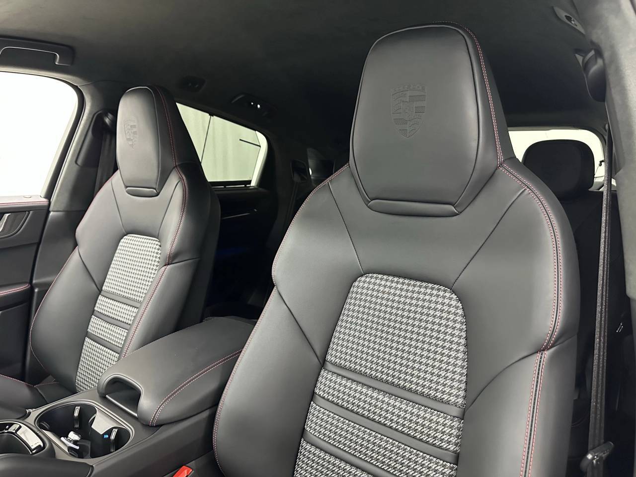 2025 Porsche Cayenne GTS Newark DE