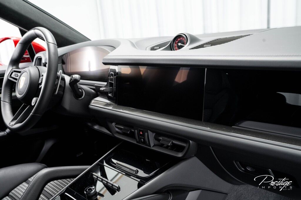 2025 Porsche Cayenne GTS North Miami Beach FL