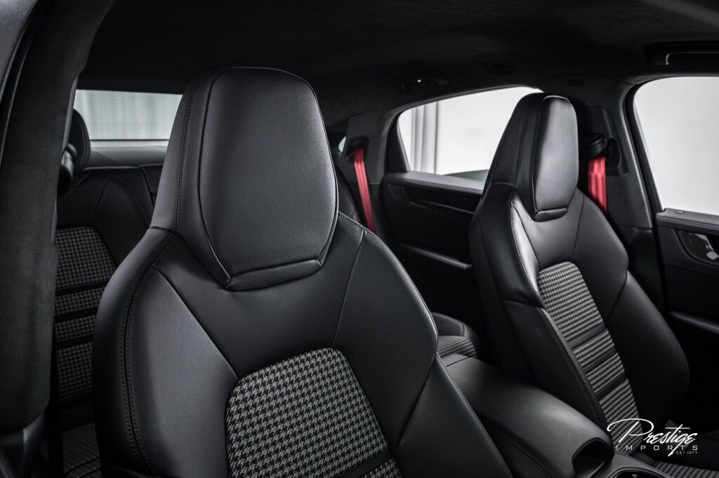 2025 Porsche Cayenne GTS North Miami Beach FL