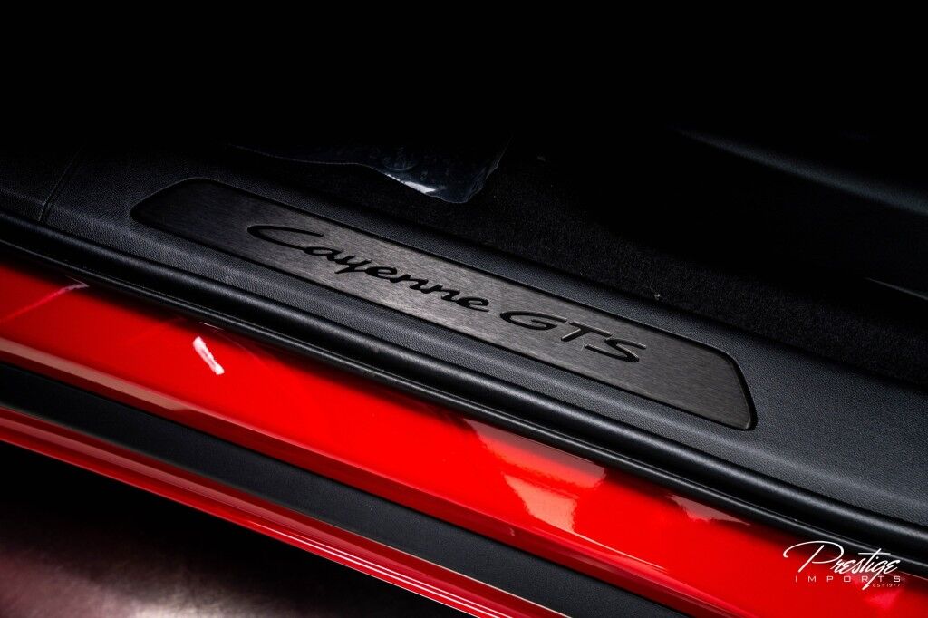 2025 Porsche Cayenne GTS North Miami Beach FL