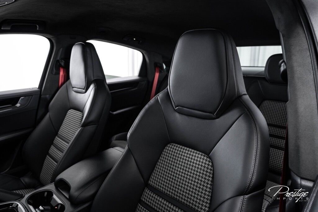 2025 Porsche Cayenne GTS North Miami Beach FL