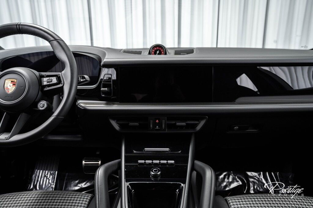 2025 Porsche Cayenne GTS North Miami Beach FL