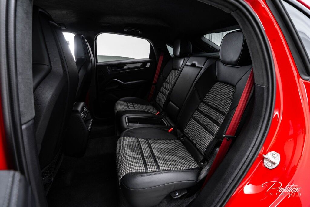 2025 Porsche Cayenne GTS North Miami Beach FL