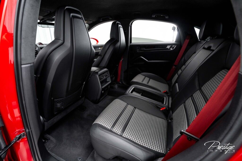 2025 Porsche Cayenne GTS North Miami Beach FL