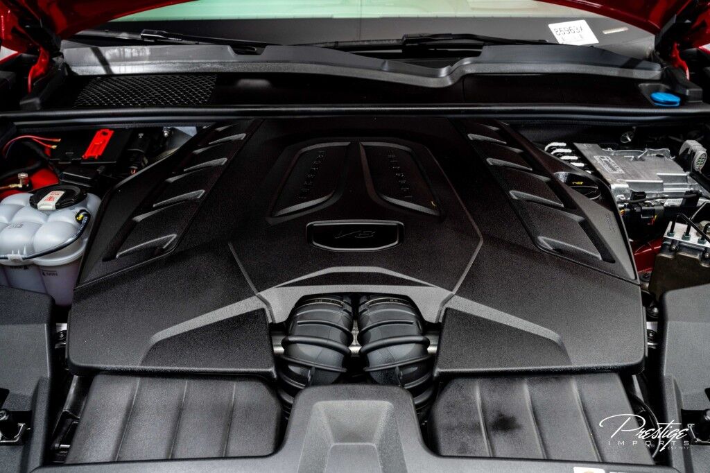 2025 Porsche Cayenne GTS North Miami Beach FL